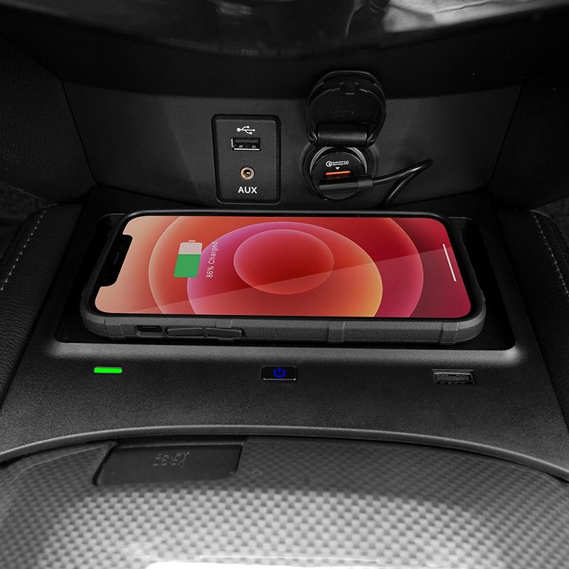 Wireless Charger for Nissan X-trail / Qashqai - Fast Charging