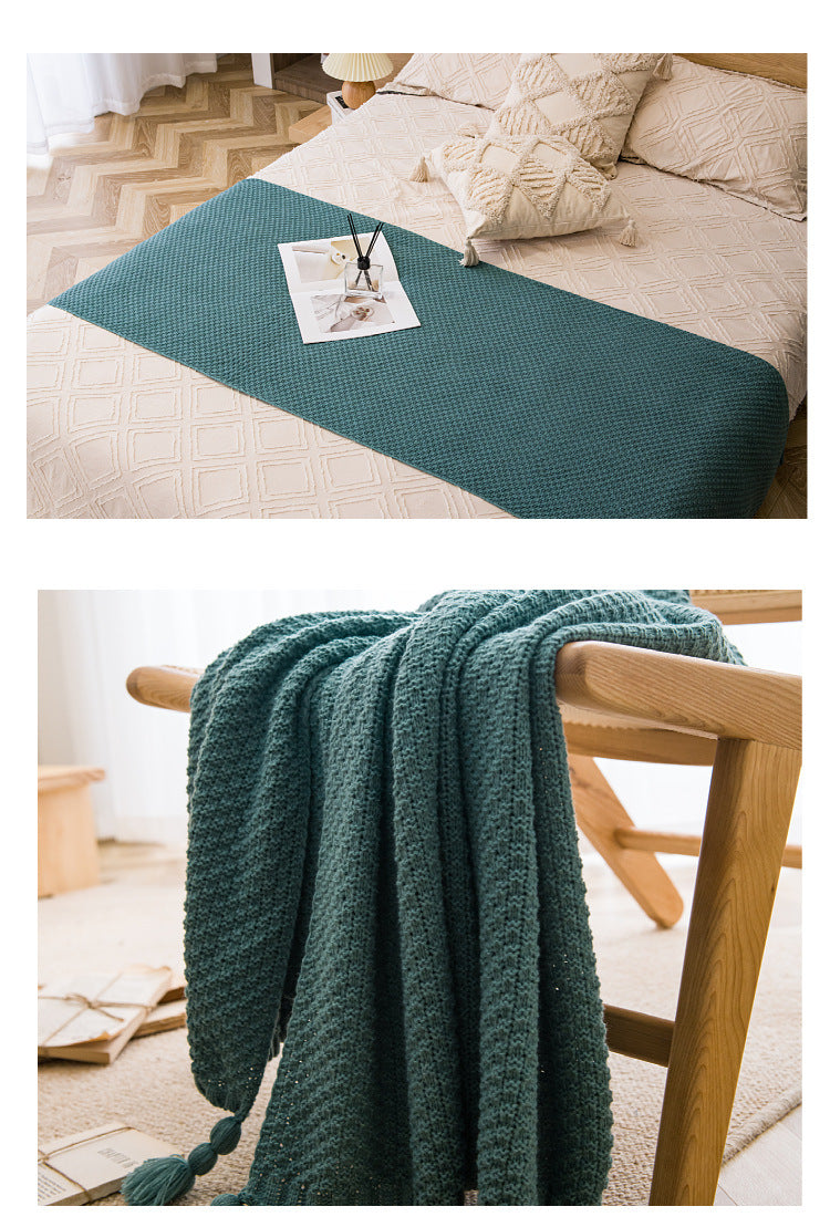 Brown 110cm x 150cm Soft Tassel Throw Blanket for Sofa or Bed, Cozy Casual Blanket for Office Nap, Minimalist Bed End Cover