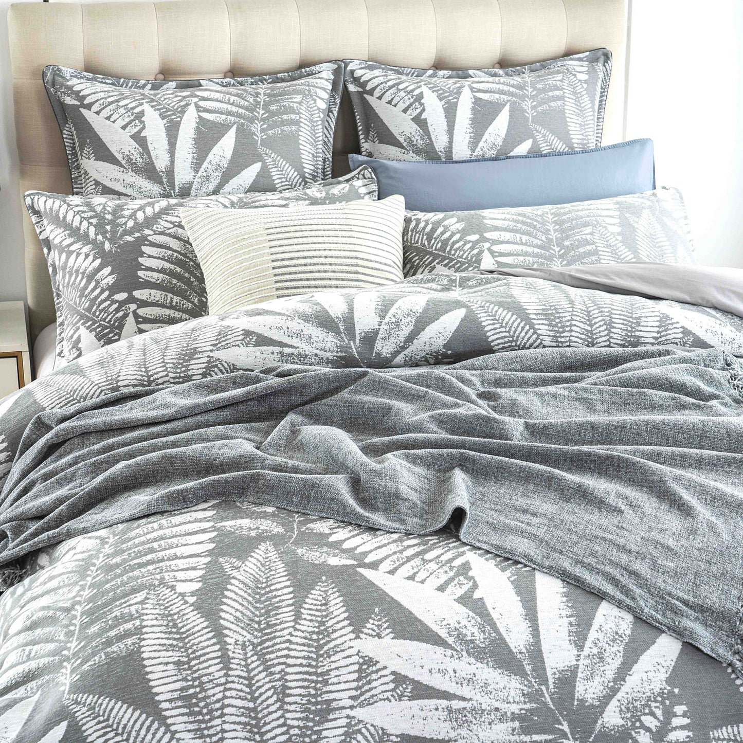 Raven Jacquard Charcoal Quilt Cover Set by Renee Taylor Super King