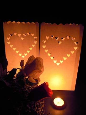 100 Pack White Heart Luminary Paper Candle Tea Light Lantern Bags Wedding Garden Anniversary Birthday Night Decorations Evening Party
