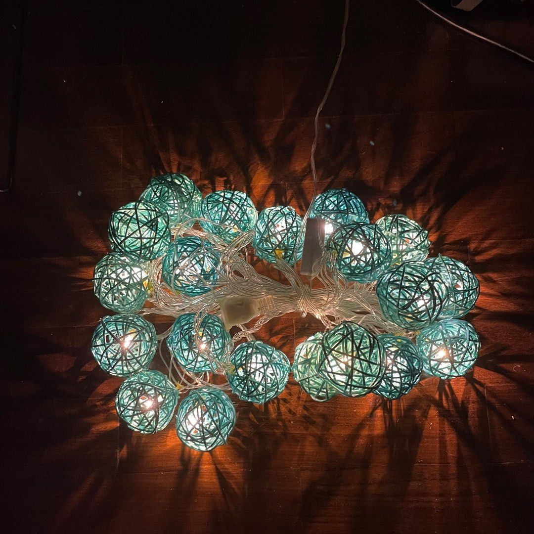 1 Set of Turquoise Blue 5cm Rattan Cane 50 Ball Battery Powered LONG 5m String Lights Christmas Gift Home Wedding Party Bedroom Decoration Table Centrepiece