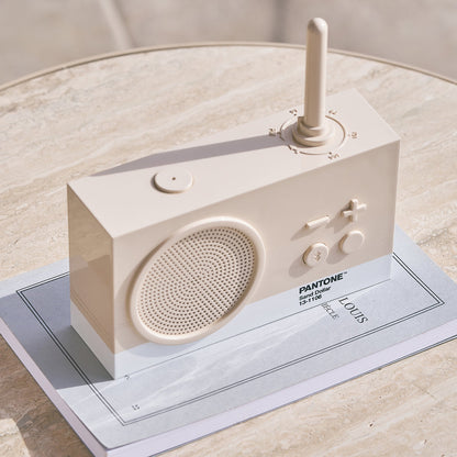 Lexon Thykho 3 Fm Radio & Bluetooth Speaker PANTONE - Sand