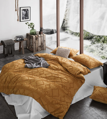 100% Premium Tufted Microfibre Quilt Cover Set - Ultra-Soft, Durable Embroidery Bedding Comforter Set - Machine Washable & Zipper Closure - Caramel - Single