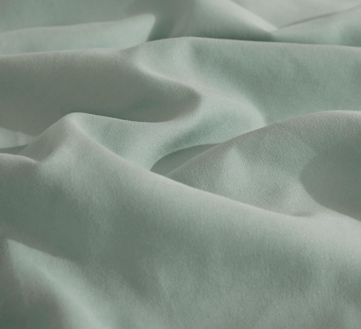 100% Vintage Washed Microfibre Fitted Sheet Set – Ultra Soft & Lightweight All-Season Fitted Sheet with 2 Pillowcases (Sage, Double Size)