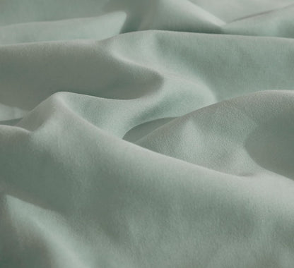 100% Vintage Washed Microfibre Fitted Sheet Set – Ultra Soft & Lightweight All-Season Fitted Sheet with 2 Pillowcases (Sage, Double Size)