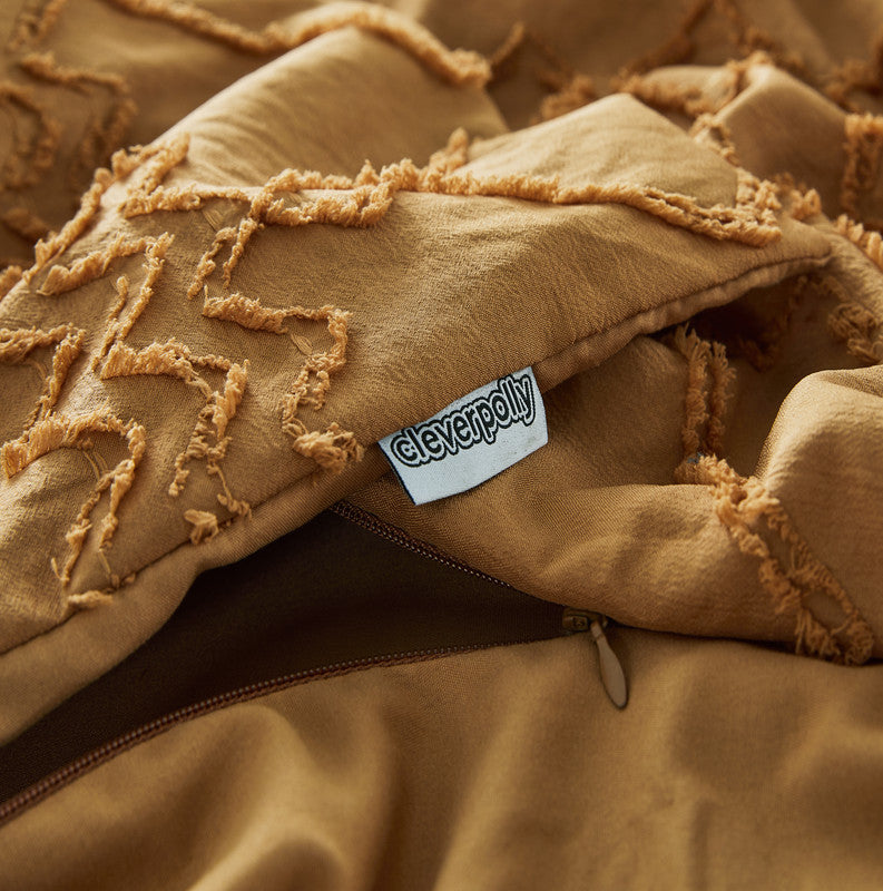 100% Premium Tufted Microfibre Quilt Cover Set - Ultra-Soft, Durable Embroidery Bedding Comforter Set - Machine Washable & Zipper Closure - Caramel - Double