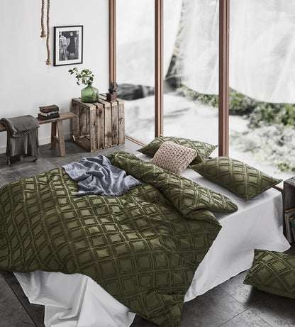 100% Premium Tufted Microfibre Quilt Cover Set - Ultra-Soft, Durable Embroidery Bedding Comforter Set - Machine Washable & Zipper Closure - Khaki Green - Double