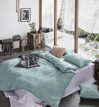 100% Premium Tufted Microfibre Quilt Cover Set - Ultra-Soft, Durable Embroidery Bedding Comforter Set - Machine Washable & Zipper Closure - Sage Green - Double