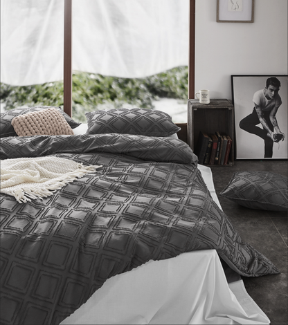 100% Premium Tufted Microfibre Quilt Cover Set - Ultra-Soft, Durable Embroidery Bedding Comforter Set - Machine Washable & Zipper Closure - Smoke - Double