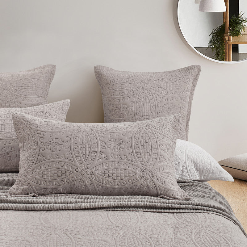 Lisbon Quilted 3-Piece Embossed Coverlet Set (Beige, Double/Queen)