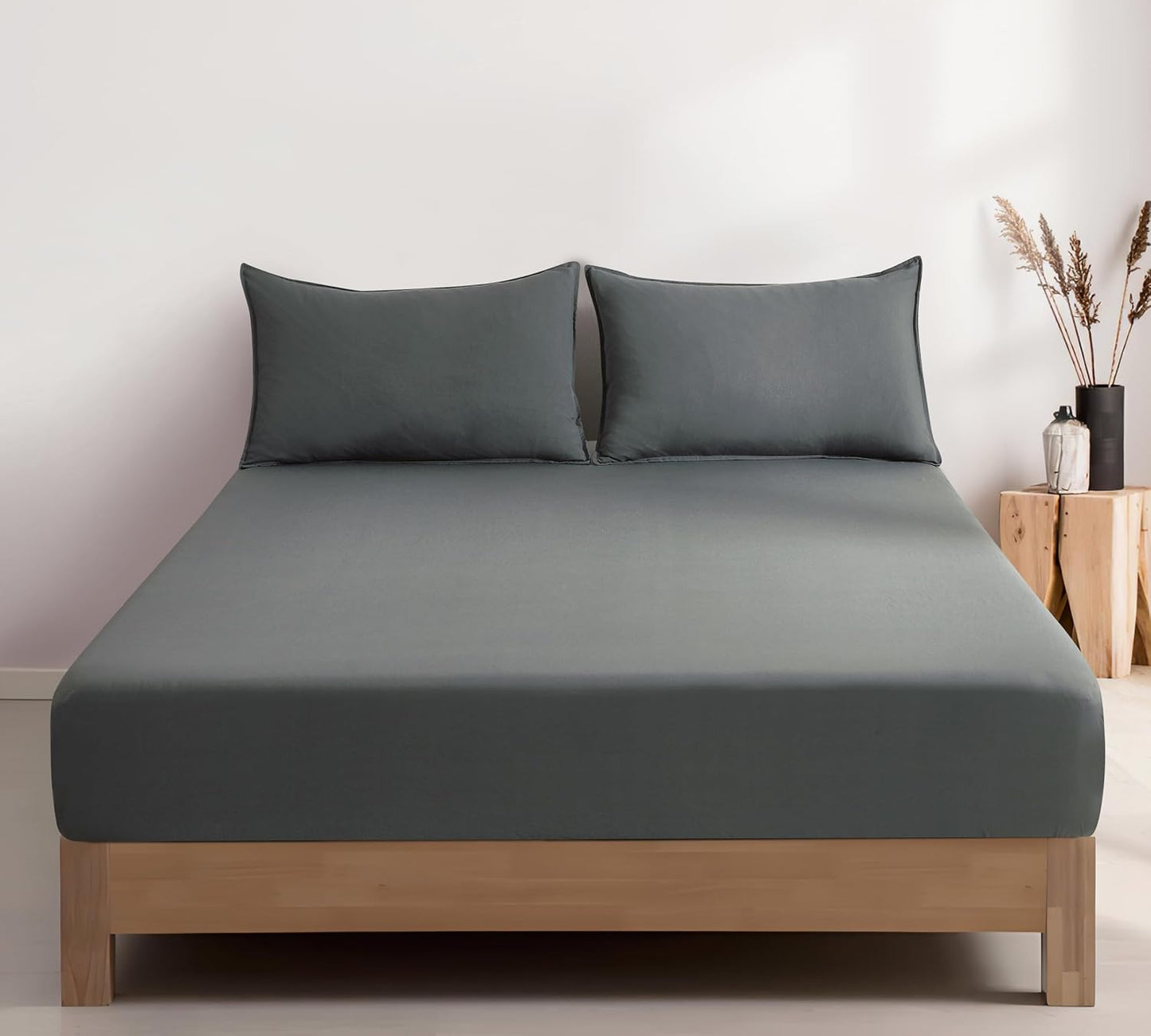 100% Vintage Washed Microfibre Fitted Sheet Set – Ultra Soft & Lightweight All-Season Fitted Sheet with 2 Pillowcases (Grey, Queen Size)