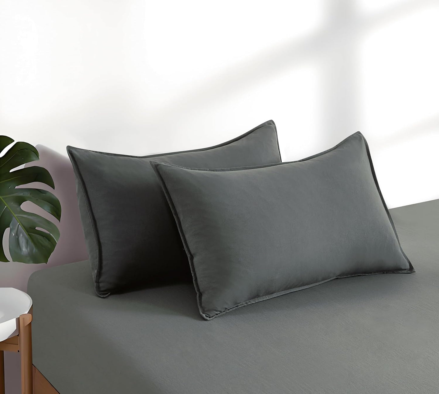 100% Vintage Washed Microfibre Fitted Sheet Set – Ultra Soft & Lightweight All-Season Fitted Sheet with 2 Pillowcases (Grey, Queen Size)