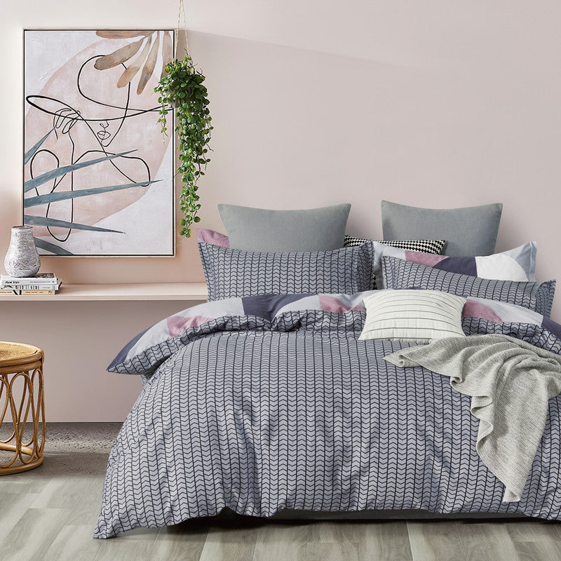 100% Cotton Reversible Quilt Cover Set - Dylan - King Size