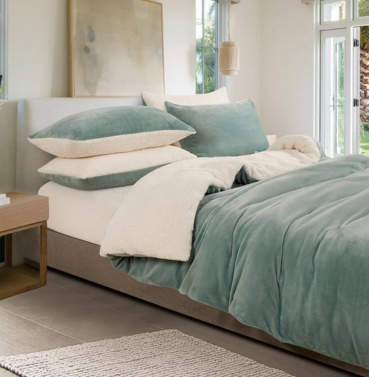 2-in-1 Teddy Sherpa Quilt Cover Set (King Size - Sage Green)