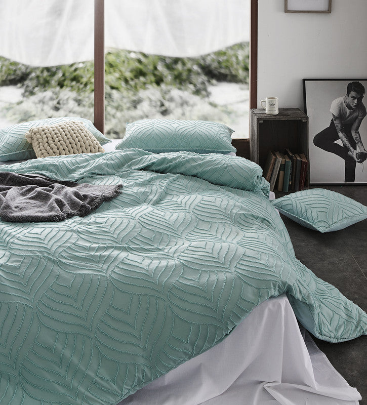 100% Premium Tufted Microfibre Quilt Cover Set - Ultra-Soft, Durable Embroidery Bedding Comforter Set - Machine Washable & Zipper Closure - Sage Green - King
