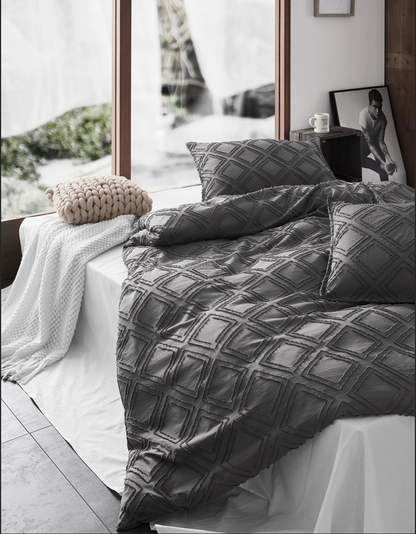 100% Premium Tufted Microfibre Quilt Cover Set - Ultra-Soft, Durable Embroidery Bedding Comforter Set - Machine Washable & Zipper Closure - Smoke - King
