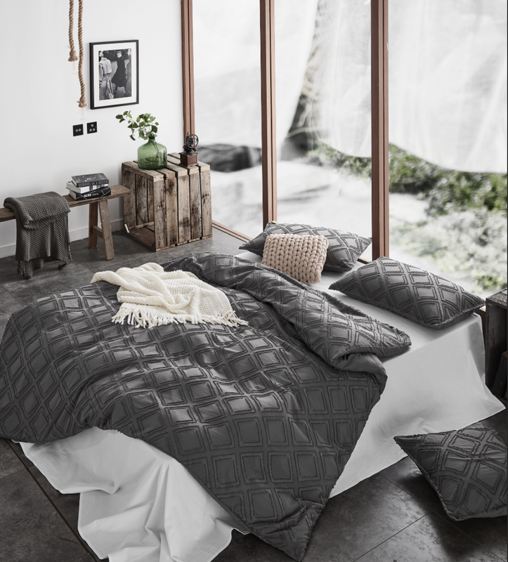 100% Premium Tufted Microfibre Quilt Cover Set - Ultra-Soft, Durable Embroidery Bedding Comforter Set - Machine Washable & Zipper Closure - Smoke - Super King