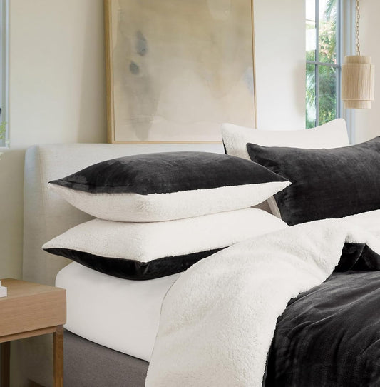 Teddy Sherpa Twin-Pack Standard Pillowcases - Soft Reversible Velvet & Sherpa Cushion Covers - Machine Washable with Zipper Closure -  48x73cm - Charcoal