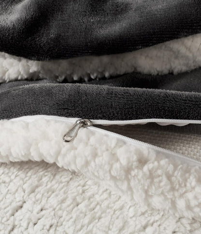 Teddy Sherpa Twin-Pack Standard Pillowcases - Soft Reversible Velvet & Sherpa Cushion Covers - Machine Washable with Zipper Closure -  48x73cm - Charcoal