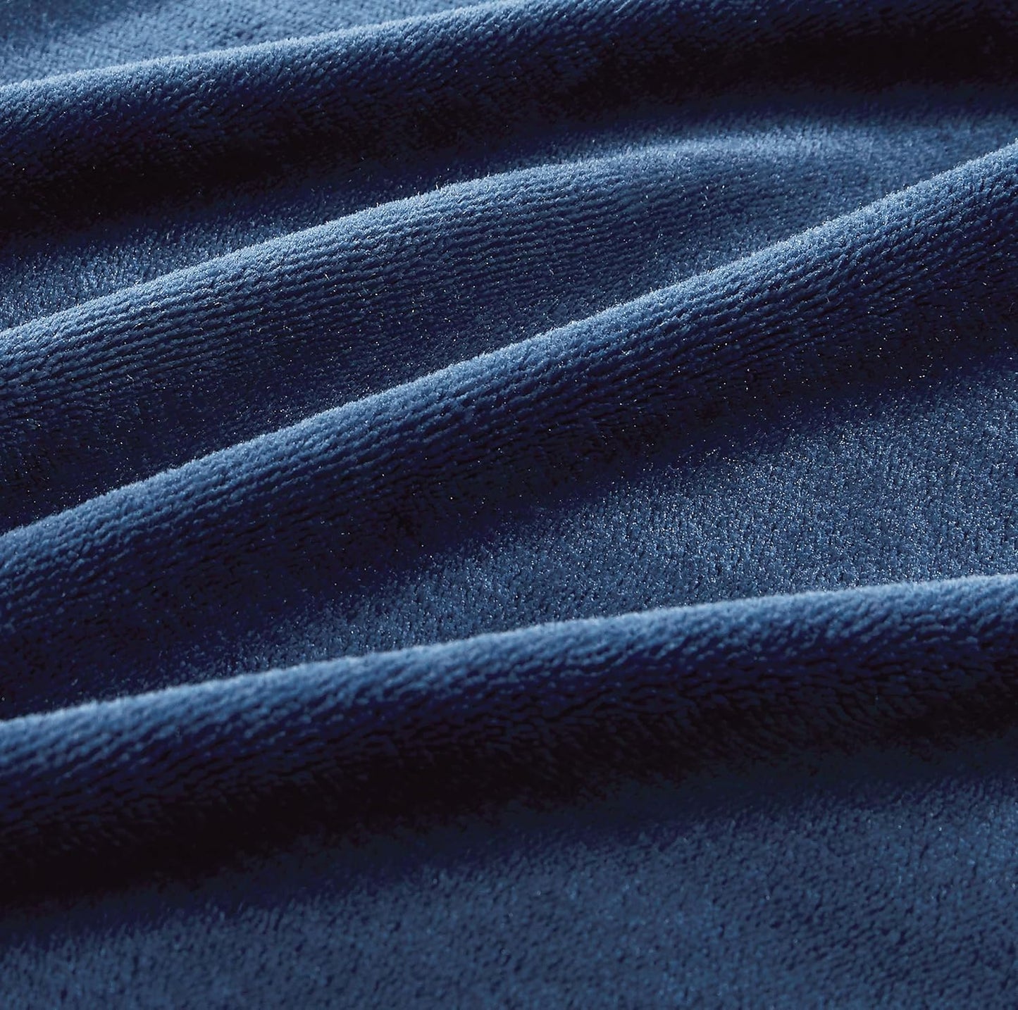 Teddy Sherpa Twin-Pack Standard Pillowcases - Soft Reversible Velvet & Sherpa Cushion Covers - Machine Washable with Zipper Closure -  48x73cm - Navy Blue