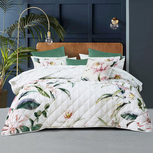 Bianca Indi White Polyester Coverlet Set Queen/King