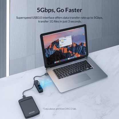 7-Port Usb 3.0 Hub With Black Design