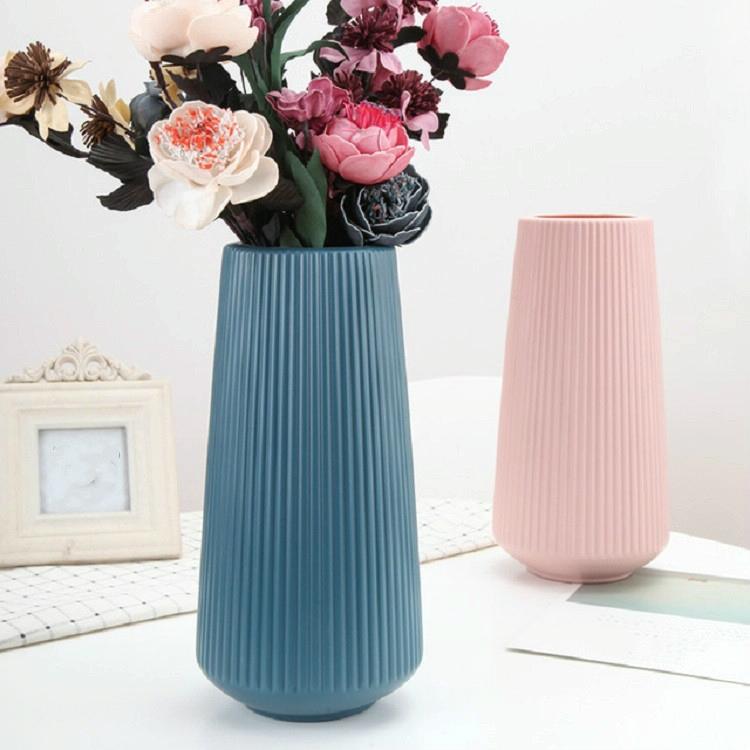 Versatile Plastic Flower Vase for Dry and Wet Arrangements - Blue