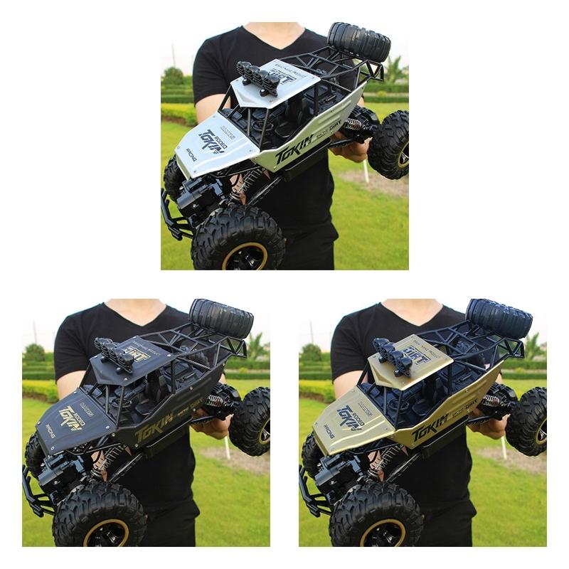 Off-road Climbing Car with 2.4ghz Remote Control and Double Motors - Black