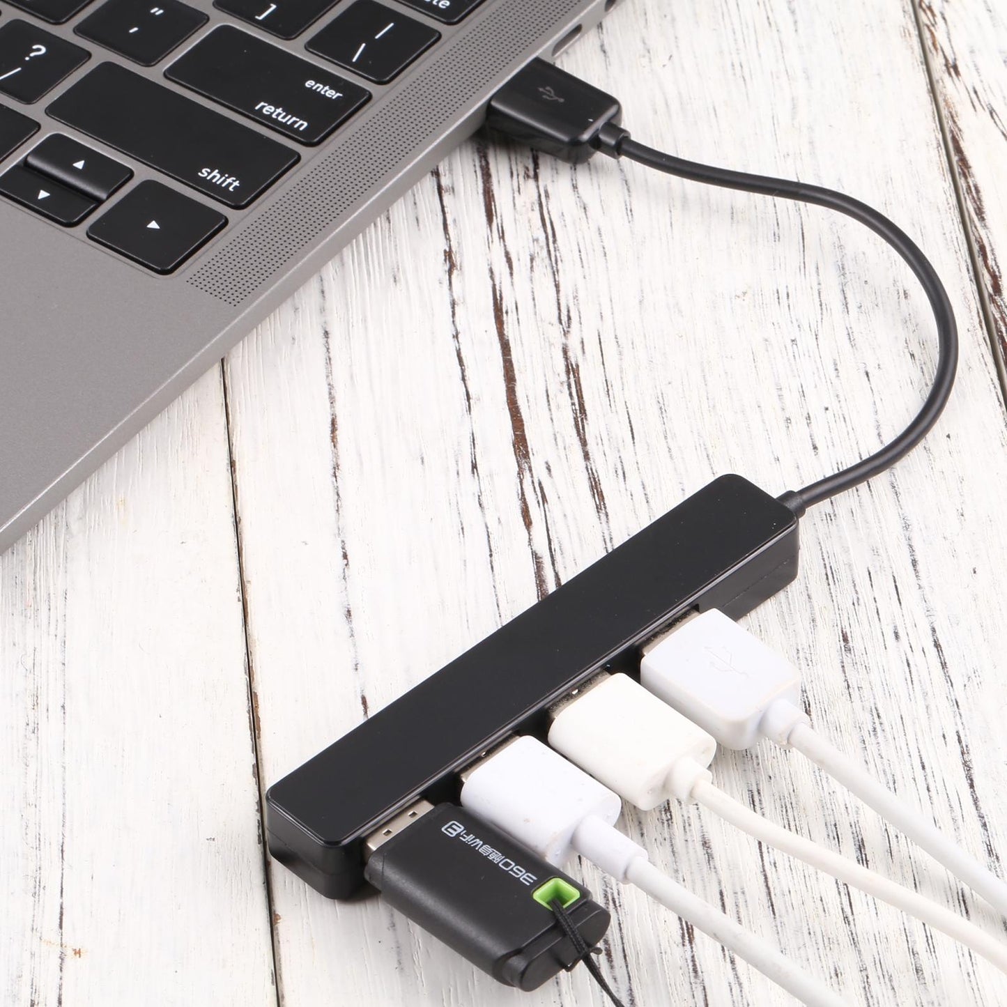 4-In-1 Usb Hub Docking Station Black