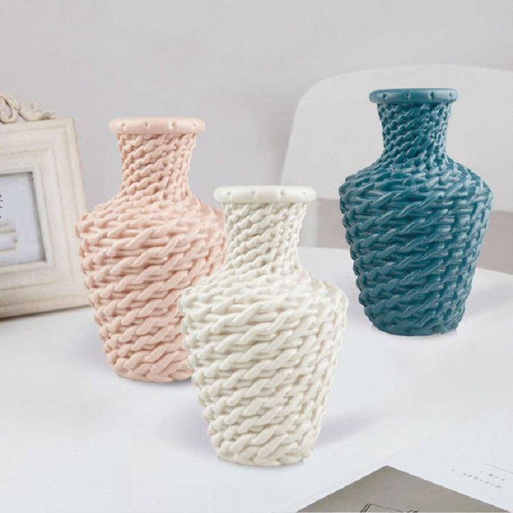 Versatile Plastic Vase for Fresh and Dried Floral Arrangements - Blue
