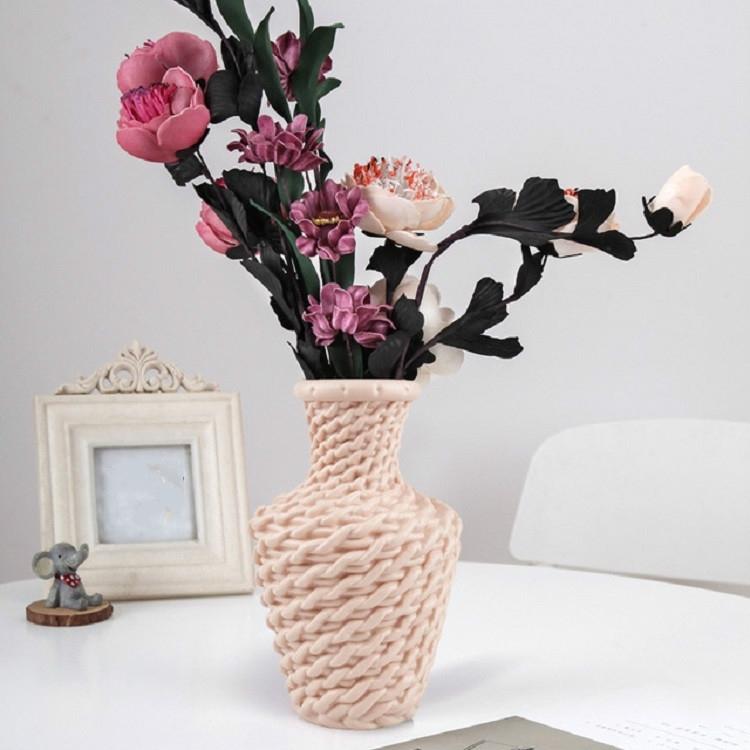 Versatile Plastic Vase for Fresh and Dried Floral Arrangements - Blue