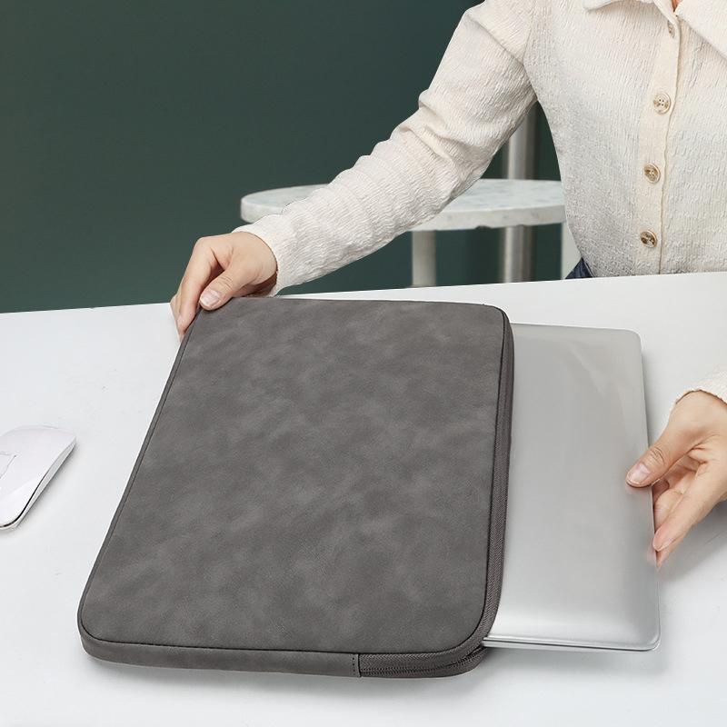 Lightweight Waterproof Lambskin Laptop Sleeve - 13.3 Inches - Pink