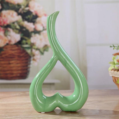 Creative Heart-shaped Ceramic Flower Vase for Home Office or Wedding Decor - Red