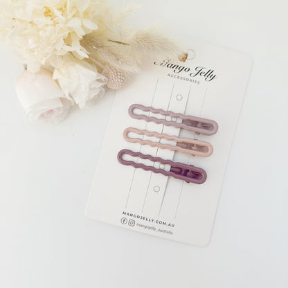 MANGO JELLY Gloss Glaze Wavy Hair Clips - Latte - Twin Pack