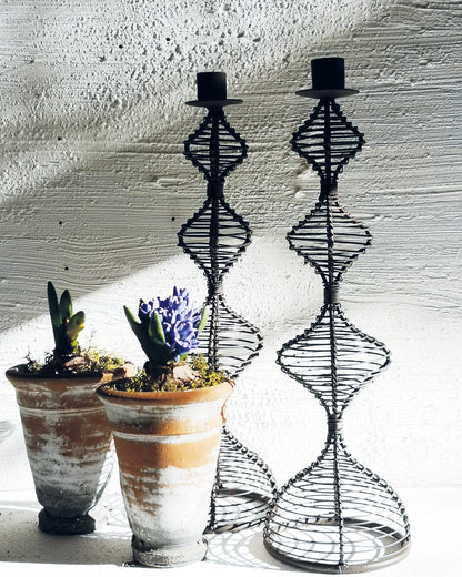 casa-verde-wire-candlestick-dakar-antique-rust-30cm