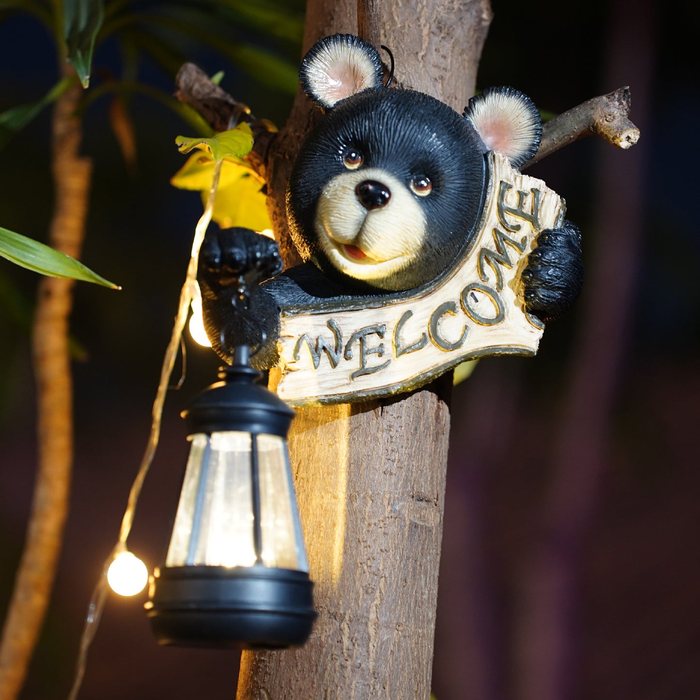 Solar-Powered Gargoyle Statue with LED Lantern - Gothic Outdoor Halloween Garden Decor