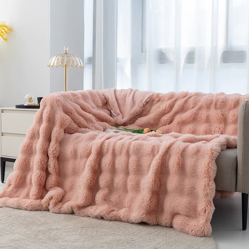 Pink 70*100cm Plush Toscana Throw Blanket - Soft Flannel Fleece for All Seasons, Perfect for Couch & Bed