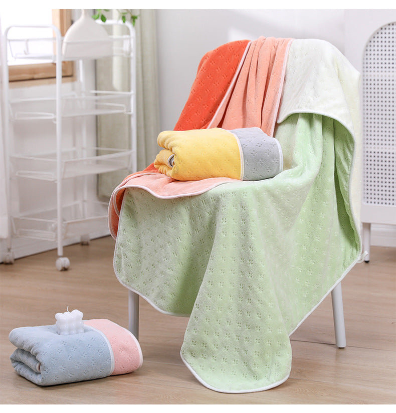 Bluish white Oversized Double-Sided Coral Fleece Bath Towel | Soft and Absorbent, Thick & Warm, 70x140cm