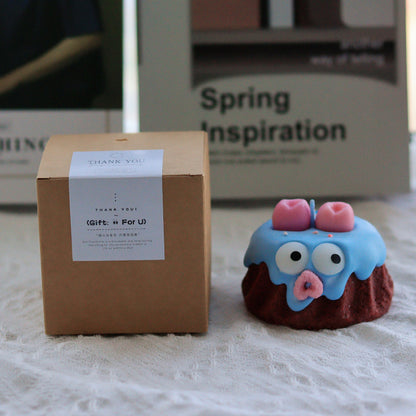 Blue Cake Candle - Cute Soy Wax Candle, Gift for Friends (Super Cedar)