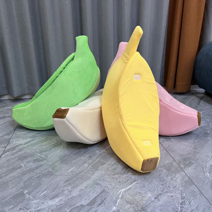 Beige Cozy Banana Peel Pet Bed - Plush & Warm Cave House for Cats & Small Dogs (Large)