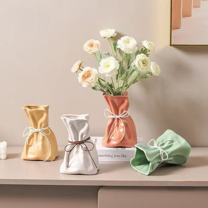 Coffee And White Chic Money Bag Inspired Vase - Modern Resin Decorative Flower Holder & Tabletop Accent(Use the mobile phone as a reference for size)