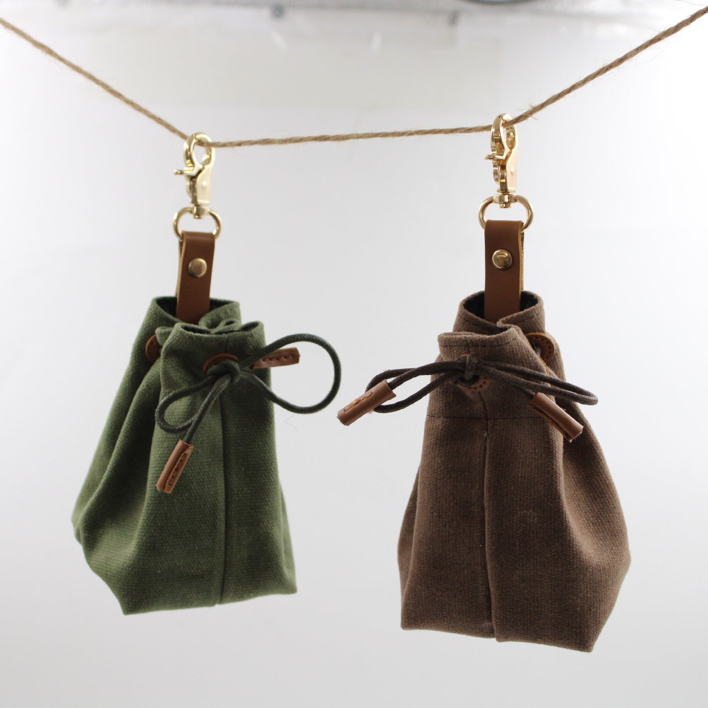 2-PCS Grey Clip-On Canvas Dog Treat Pouch - Portable Drawstring Bag for Training & Walks
