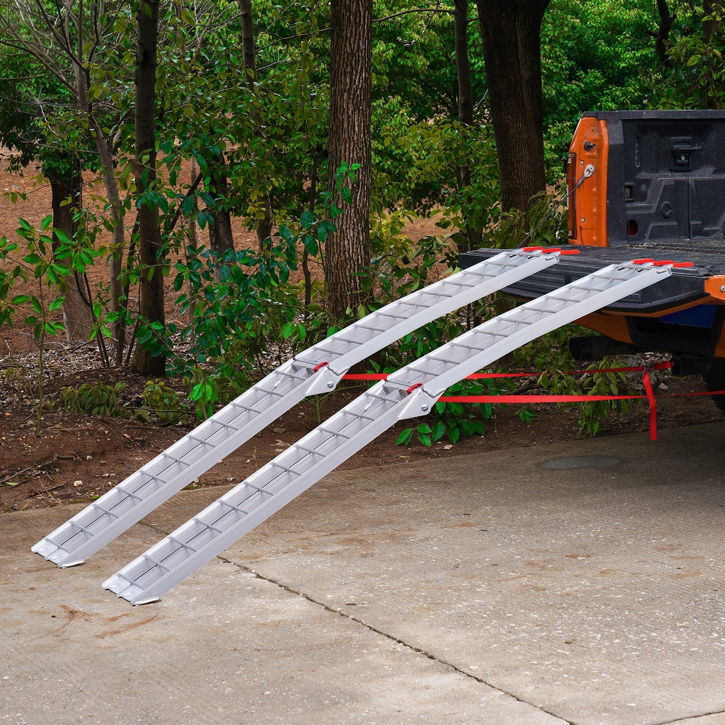 VEVOR Aluminum Ramp 1500 LBS Foldable Loading Ramps for Pickup Trucks Bed 2 PCS